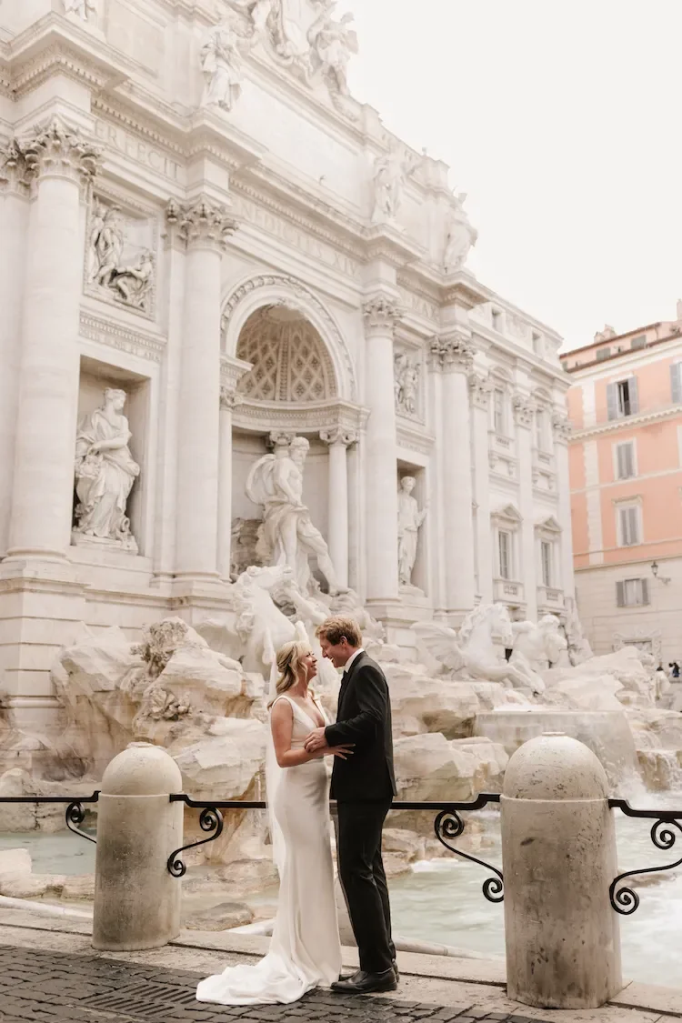 Elope in Italy